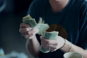 How Much Do Cam Girls Earn in 2025? Numbers That Reveal the Truth