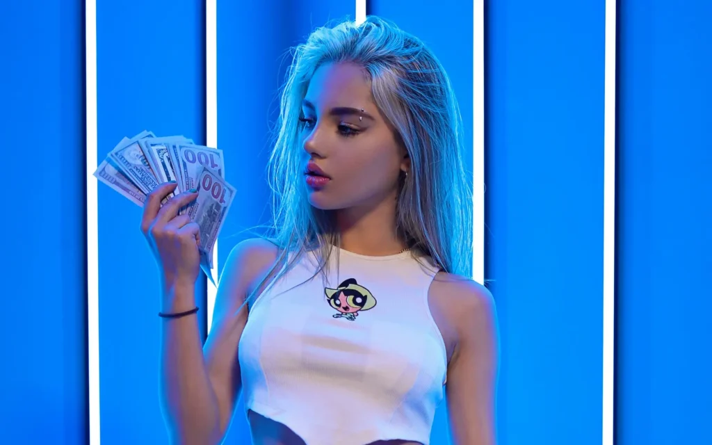 webcam model salary