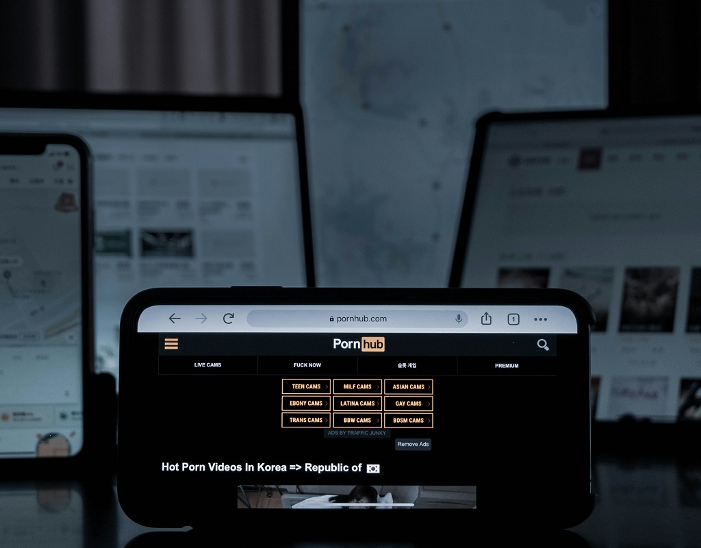 PornHub