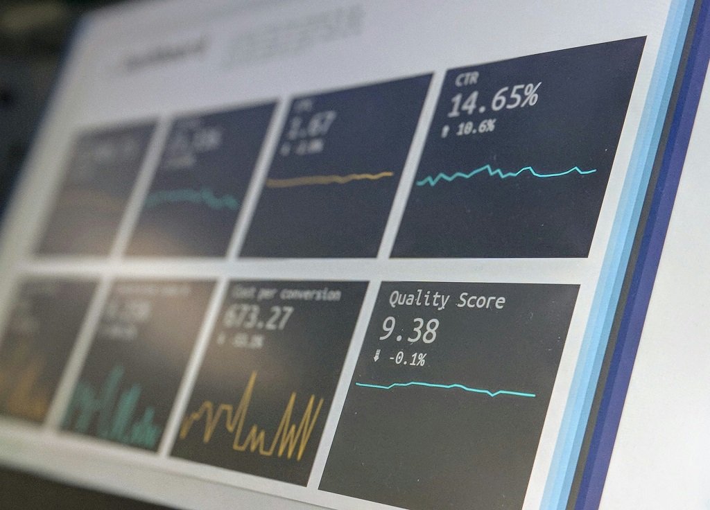 Data anlytics dashboard