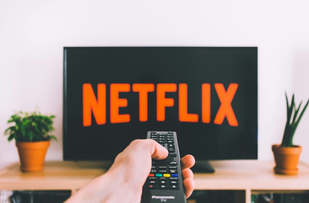 how does netflix maintain a high customer retention rate?