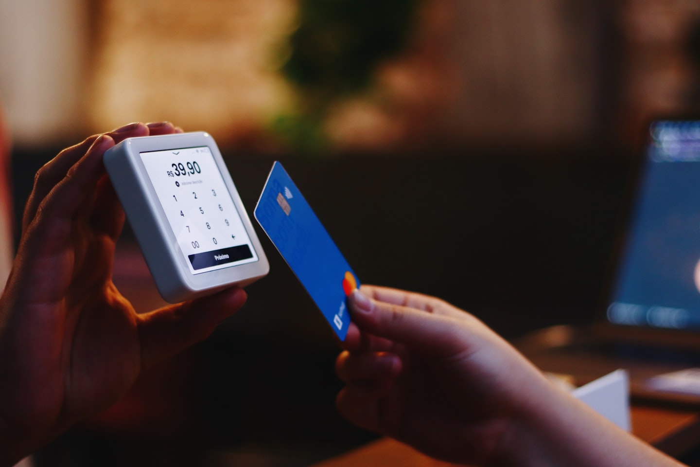 Credit card payment terminal and checkout setup for a high-risk online webcam business